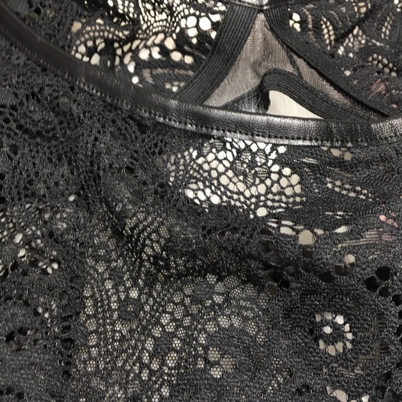 VS FAUX LEATHER TRIM TEDDY BODYSUIT SZ LARGE - Picture 5 of 8